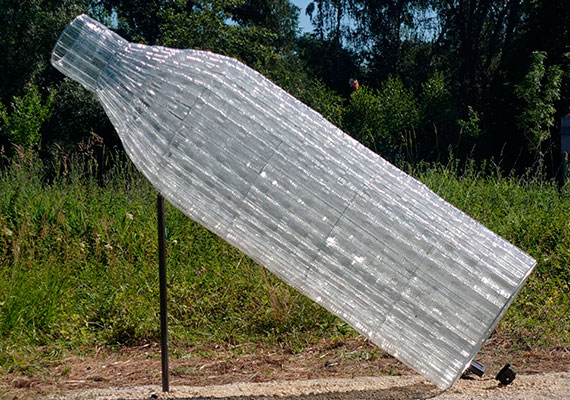 Flaschenpost - Skulpturenweg Vilseck, Durchm. 70 cm x 240 cm hoch,  beleuchtet